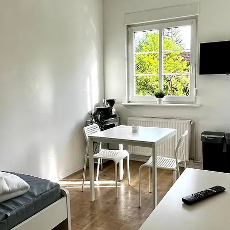 Work&stay- Vollausgestattet Mit Garten&parkplatz Apartment *
