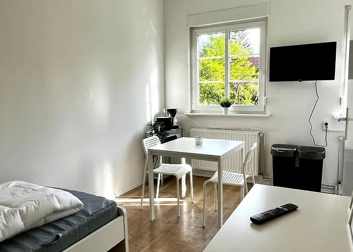 Work & Stay- Vollausgestattet Mit Garten & Parkplatz Apartment *